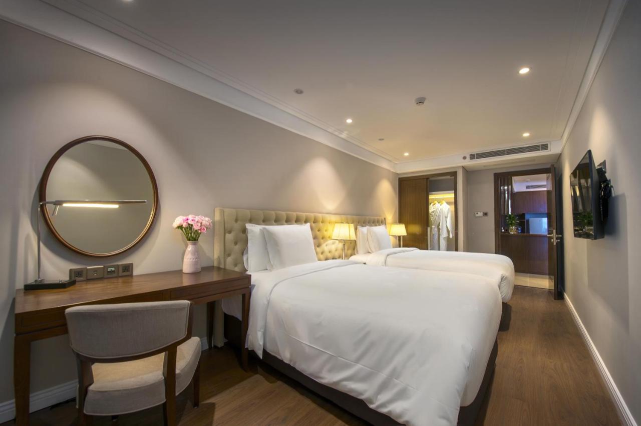 Luxury Apartment - Rooftop Swimming Pool - Beach Front - Hinata Apartment Da Nang Esterno foto